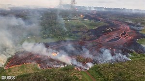 Hawaii volcano: Aerial footage shows extent of sprawling Kilauea lava flow