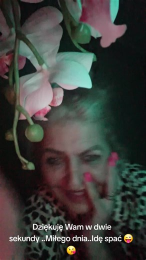 Filmy użytkownika Anetta (@anetta.klaczynska) z muzyką original sound - Major Droid