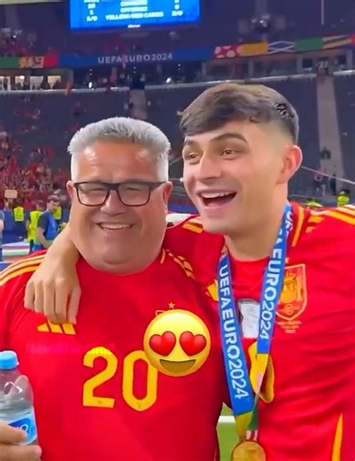 Pedri & Father Tradition ❤️