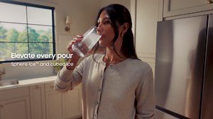 Samsung Bespoke 36 in. 29 cu. ft. Standard Depth 4-Door French Door Refrigerator with Sphere Ice in Stainless Steel RF70F29MER