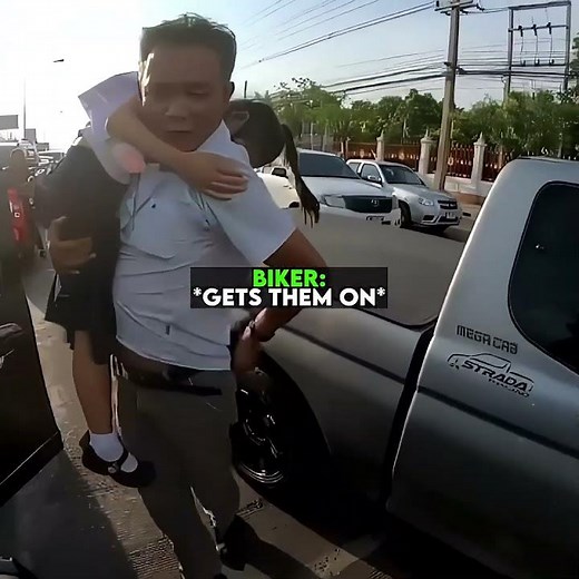 🥹Hero Biker Saves Little Girl’s Life❤️