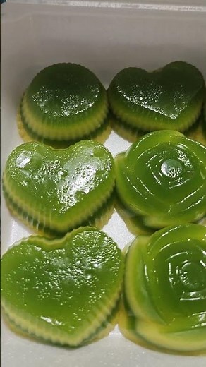 Banh Da Lon (Vietnamese Steamed Cakes)