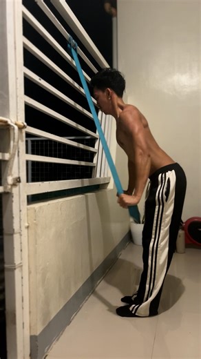 1.3M views · 1.9K reactions | This feels like it should be a scene in Final Destination  | LADbible | Facebook