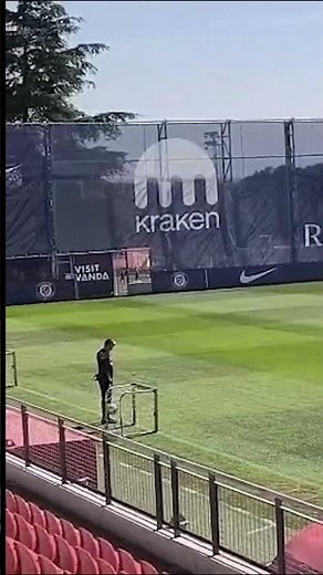El MOMENTAZO del CHOLO en el entrenamiento del Atleti 😱⚽ ¡Vaya GOLAZO!