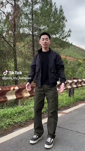 Quần kaki ấm áp chắn gió mà lại còn chất.#hanquoc한국 #quanaomuadong #a#quanongrong