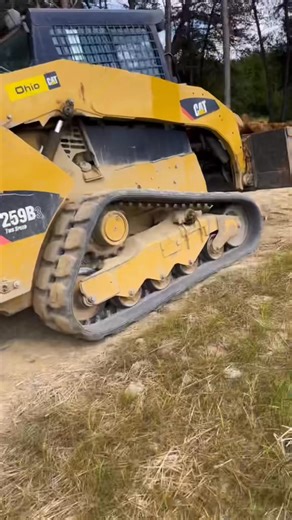 How much can you make in a year with a skid steer #hea-002 #howto #build | Garage-2