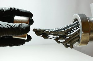 Magnetic slime videos will melt your brain