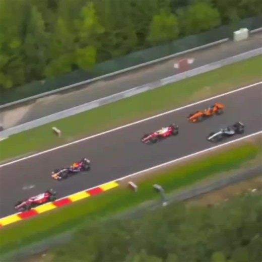 Fernando Alonso tractor clip explained: why fans share the meme