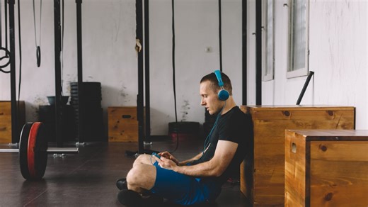 必ず力がみなぎる！筋トレ中に聴きたいパワーアップソング集