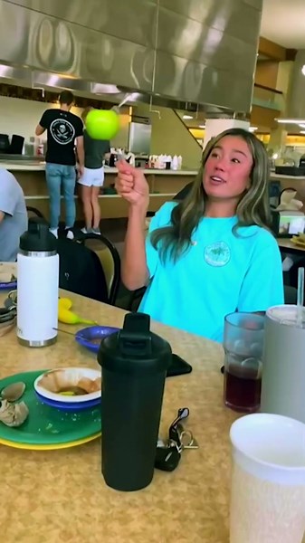 cafeterias aren't ready 🍏💨 #Ridiculousness