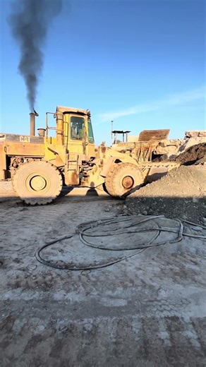 Caterpillar Loader Not Working Perfectly |Jaw Crusher #megamachinepk