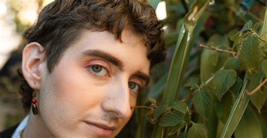 Humans have weaker ear muscles than chimps—yet some humans are still able to twitch them