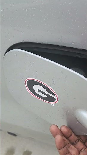 chevy silverado fuel door problem