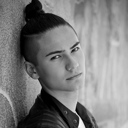 8 Best men’s hairstyles for a clean-shaven face — Summer edition