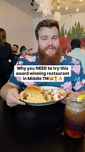 @lboedickson in Dickson, Tennessee, has earned multiple awards over the years, especially for its burgers. 🏆 We stopped by to see what sets them apart. First up: the Mac & Cheese Burger. 🧀🍔 Creamy, cheesy, and packed with flavor. It was good enough that we had to order a full plate of mac on the side. Then there was the Big Dill Burger, bringing a bold mix of flavors with just the right crunch. 🥒 To wrap it up, we went for a cinnamon roll with ice cream and a banana pudding cheesecake. Both 