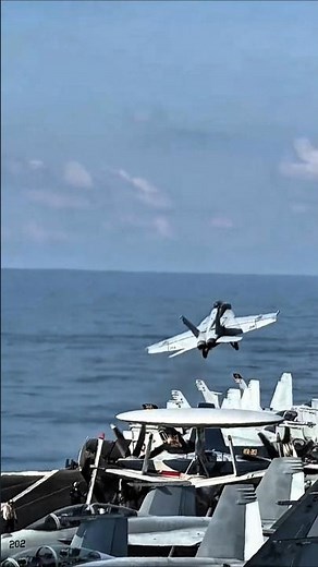 🤯 Mind-Blowing F-18 Launches from USS Gerald R. Ford! 😱 World's Most Advanced Carrier #usnavy