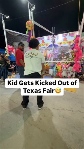 Daily Pranks on Instagram: "Dunk Prank 🤣 #comedy #prank #funny #meme #laugh #haha #fy #fyp"