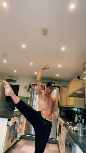 this is what I journal to myself every morning and 8% of the time it works 🫶