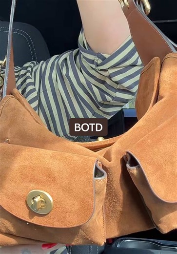 Coach Haversack: Worn-in & Slouchy Style?