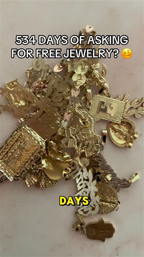 Fran & Co Jewelry 💍 on Instagram: "🚨 500+ days asking for free jewelry. Should I give them the free jewelry or not? 🧐 FREE shipping order at FRANANDCOJEWELRY.com Payment plans available at checkout!"