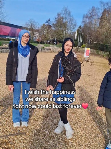 Azee Stars (@azee5starsuk)’s videos with original sound - Azee Stars