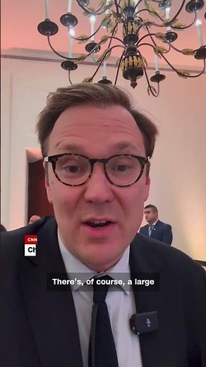 Large crowds welcome Pope Leo to Beirut