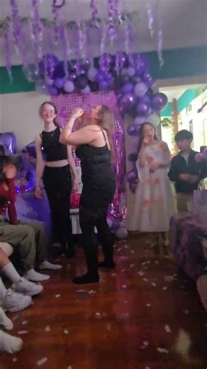 Party tIme 💃🇬🇧 #teengirls #dancing #havefun #celebration #shortsfeed #shorts #viralshorts 💃🇬🇧