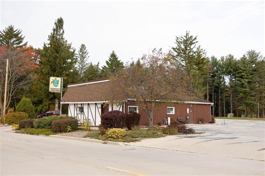 2928 W Mason St, Green Bay, WI 54313 - MLS 50318948 - Coldwell Banker