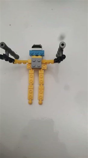 todas as versões do mini Titan lego Man (meu braço n tá quebrado só amassou um osso)