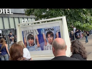 OASIS 2025 TAKES OVER WEMBLEY! 🔥 Epic Crowd Vibes & Full Show Day Experience!”