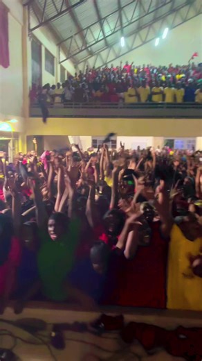 Someone check on @Kapekeyahnuhsay How it went down as the bad boy was hitting the stage at MUGOSA #RoadToGombeSS #13thAprilGombeLeague