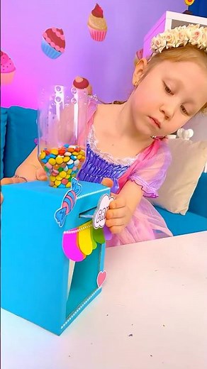 🎉 Diy Candy Dispenser Craft – A Sweet Dream Come True! 🍭 #shorts #kidscrafts
