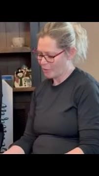 Heartwarming Christmas Proposal Surprises Family with Joy || WooGlobe