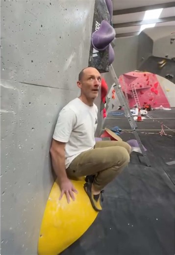 What’s your beta? #climbing #routesetting #bouldering #theclimbinghangar