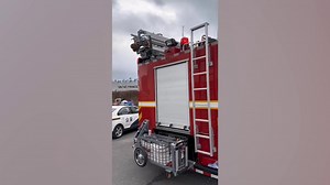 Cruise ship catches fire in China