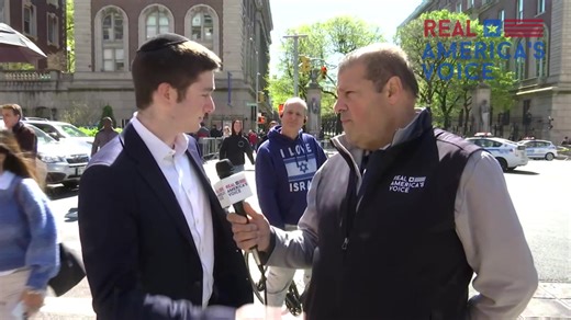 RAV's David Zere visits with Manhattan resident, and Jewish Students for America representative, Gideon Askchwitz earlier today. Watch what he had to say! https://americasvoice.news #universityprotests | America's Voice News