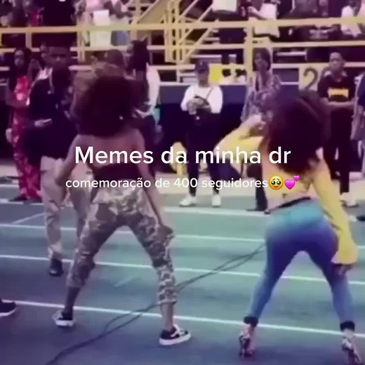 MT OBG PELOS 400 SEGUIDORES🥹💕 Só pra avisar q o vdo foi criado com visões q eu tive a 1 ano atrás, pq atualmente vou toma vergonha na cara pra refazer o script q tá horrível (minha cabeça mudou dos tempos pra cá) pq abandonei essa dr e só fiquei deitada na cama igual uma relaxada. Mas eu agradeço mt pelo o carinho, de coração gnt🥹💕💕 . . . #foryoupage #bnha #bokunoheroacademia #shifting #shifitingmeme #fy