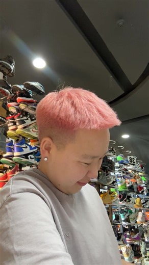 Өнөөдөр дэлгүүр дээр 👉Дэлгүүр дээр 👉250.000₮/10 пүүз багц 👉300.000₮/16 тимберланд багц 👉350.000₮/15 пүүзний багцын хямдрал зарлагдаж байна. 👉Хот Хөдөө хүргэлттэй. ⏰11.00-20.00 цагийн хооронд явагдаж байна. Хаяг👉Гранд плаза 5 давхарт 516 тоот ☎️9199-9667 ☎️9509-5443 | JS Mongolia