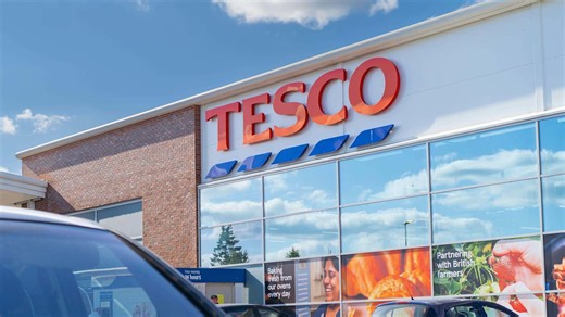 Tesco to lift hourly pay for shop and warehouse workers by 5.1%