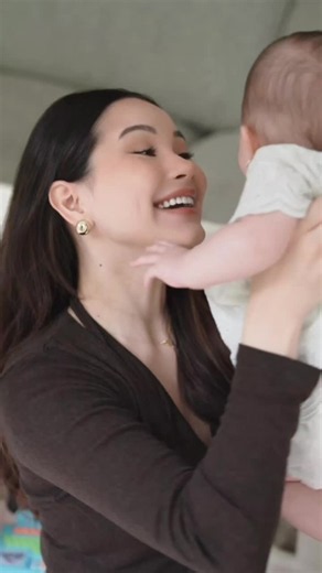 Ternyata, sejak jadi ibu aku jadi lebih aware sama hal-hal kecil. Termasuk menjaga asupan nutrisi aku selama masa breastfeeding. Seneng ada Protabumin Nutrimom @protabuminofficial yang nemenin perjalanan breastfeeding aku. 🤍