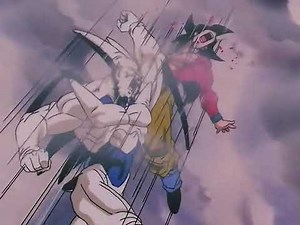 Dragon Ball GT - Dragón de 1 estrella le da una paliza a Goku SSJ4. - Español Latino