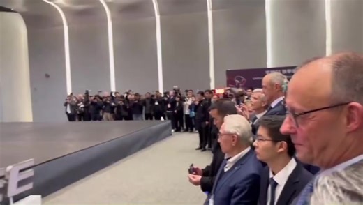 China se luce ante la Unión Europea! y esta última queda maravillada de los avances tecnológicos chinos! #china🇨🇳 #unioneuropea🇪🇺 #robotica #tecnologia