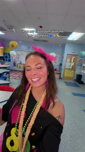 my favorite helpers !!!! #teacher #teachervlog #vlog #asmr #cleantok | clean