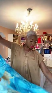 724K views · 32 reactions | Happy Friday Ladies  enjoy my easy go-to head-wrap tutorial! Click to Shop • ‘Malia’ Scarf in Aqua https://bit.ly/2VH4XBB | Sassy Jones | Facebook