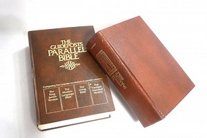 The Holy Bible Layman's Parallel Bible or Guide Post Four Translations KJV King James - Modern Language - Living Bible - Revised Standard - Etsy