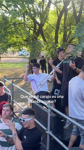 ¿Qué es una Crumbl Cookie? Humor Argentino