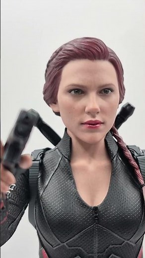 THIS BLACK WIDOW HAS INSANE DETAIL #hottoys #blackwidow #actionfigures #avengers