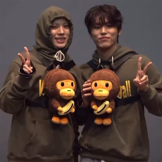 SO JUNGHWAN | 소정환 | โซจองฮวาน on Instagram: "⋆⁺◡̎✦ ⠀ ⠀ ⠀ Iksan brothers so cute 🥺🤏🏻 ⠀ ⠀ #TREASURE #PARKJEONGWOO #박정우 #SOJUNGHWAN #소정환"