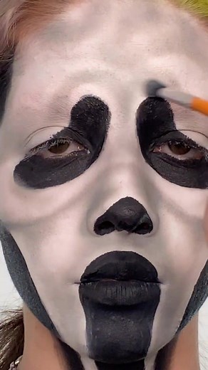 someone requested a scream makeup