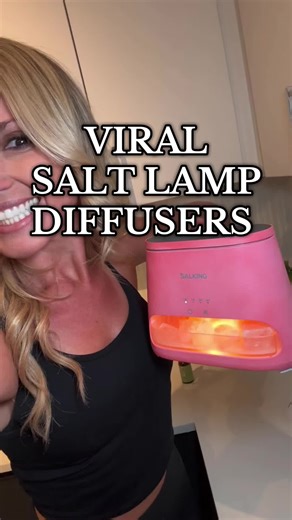 LOVE this 2-in-1 salt lamp diffuser! It is just so cozy and cute, especially for the fall/winter! #saltlampdiffuser #saltlamp #oildiffuser #diffuser #tiktokshopfalldealsforyou